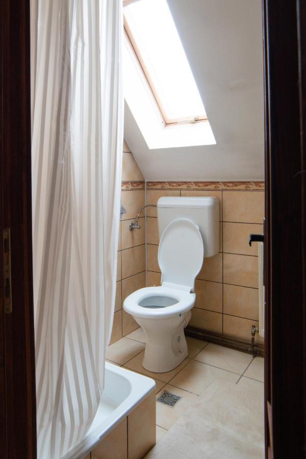 Ferienwohnung Imado Vendeghaz Cernat Exterior foto